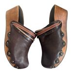 Olukai Dark Brown Leather Scallop Wood Slip On Clog Size 7 Photo 4