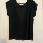 Chivon Shirt with V cut out in the back Black Size L Photo 1