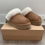 UGG Disquette Platform Slippers Photo 0