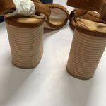 Splendid Women’s Seymour Tan Suede Sandals New in box Size 9.5 Photo 7