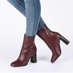 Journee Collection  Women’s Boots  Size 9 Wine Square Toe Block Heel Back Zip Up Photo 0