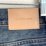 Everlane NWT  The ’90s Cheeky Straight Jean in Vintage Mid Blue Photo 7