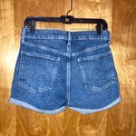 Old Navy  High-Rise O.G. Straight Ripped Jean Shorts Size 6 BNWT Photo 3