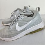 Nike Air Max Motion Running Athletic Shoes Photo 4