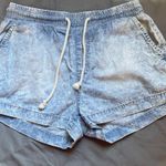 Celebrity Pink Blue Jean Shorts with Elastic Waistband Photo 6