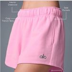 Alo Yoga Alo Crewneck Accolade Photo 1