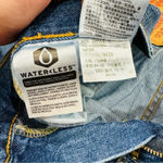 Levi's Levi 505 Women's Vintage Medium Wash Mom Shorts 33W Photo 3