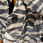Jones New York  Zebra Print Button Up Trench Coat - Size Medium Photo 4