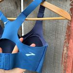 Brooks NEW Women's  Run Bra Dare Racerback 2.0 - Blue Photo 2