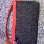 Michael Kors Wristlet Purse Photo 0