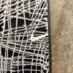 Nike Leggings Womens Small Pro Capri Active Workout Black White Design Mid Rise Photo 8