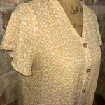 Yellow patterned lightweight mini dress Yellow Photo 2