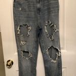 BDG  Size 29 Mom High-Rise Baggy Destroyed Cotton Jeans Photo 1