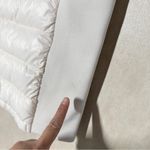 Gap Women’s Primaloft Puffer Quilted Vest Jacket Full Zip in Ivory Frost XL Photo 15