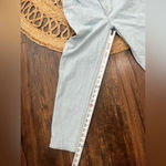 Madewell High-Rise Light Wash Mom Jeans Size 27 Photo 7