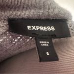 EXPRESS Relaxed Stitched V-Neck Long Sleeve Sweater small Photo 5