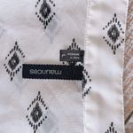 Maurice's Straight to Business White Patterned Blouse~lg Photo 5