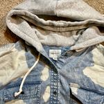 American Eagle AE Cropped Denim Hooded Shacket Photo 10