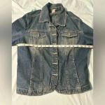 AMI Denim Jean Trucker Jacket Women's Medium Long Sleeve Blue Cotton Blend. Photo 3