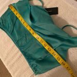 VERO MODA Nat satin crop top cowl neck spaghetti straps size Small NWT Photo 5