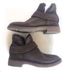 UGG McKay Dark Brown Women Ankle Suede Boots 5.5 NWOT Photo 5