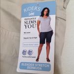 Riders By Lee FINAL MARKDOWN Ladies' NWOT Bermuda Shorts (24w) Photo 3