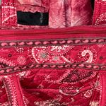 Vera Bradley Retired Mesa Red Paisley Tic Tac Toe Purse 14” X 10” Photo 10