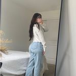 American Eagle  sweater  Photo 1