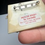 Kitty Cat In Front Of House Signed House Pins By Lucinda Brooch Pin Handcrafted Photo 14