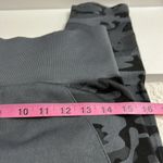 Zyia  Seamless Camo High Waist 7/8‎ Performance Leggings size large Photo 6