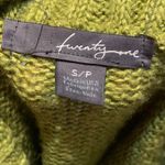 Twenty One  Green Cowl Neck Sweater Short Sleeve Cable Knit Photo 5