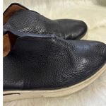 Gentle Souls by Kenneth Cole Black Leather Slip On Platform Shoes Size 8 Photo 2