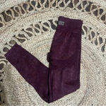 PINK - Victoria's Secret VICTORIA'S SECRET PINK Burgundy Maroon Tie-Dye SEAMLESS High Rise Leggings Sz Sm Photo 3