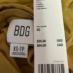 Urban Outfitters NEW  BDG Yellow Turtleneck Pullover Long Sleeve Sweater Top XS Photo 2