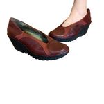Fly London  "YONI" TWO TONE BURGUNDY LEATHER SLIP ON WEDGE SHOES (38) Photo 4