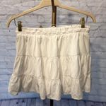Le lis  Collection White Ruffle Tiered Linen Blend Mini Skirt Size Medium Photo 3
