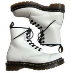 Dr. Martens Like New Leather 1460 8 Eye
Boots White Size 5 Photo 1