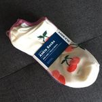 Old Navy  Set/6 Women’s Fruit Theme Variety Ankle Socks, One Size Photo 0