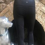 Athleta  Cropped Yoga Black Leggings Women’s Size Medium Photo 2