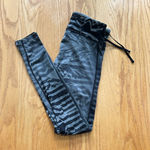 Nike  DriFit Power Essential Gray/Black Compression Tights Womens Size XS Photo 0