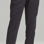 Lululemon mid rise dance studio jogger pant 28“ size 6 graphite grey Photo 0