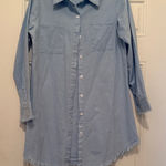 Light Blue Button Photo 0