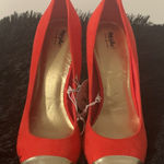 Red and Gold Women's Shoes Size 7.5 Photo 0