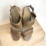 *Reaction Kenneth Cole Women's Size 9 Sandals Tan Gold Braided Strap Chic Photo 7