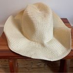 L.L.Bean Adults'  SunSmart Straw Paper Hat Outdoors Gardening Active Photo 5