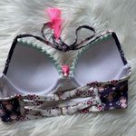 Victoria's Secret 32B Padded Bikini Top Photo 2