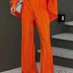 Showpo Beca Plisse Pants Flared Pleated Bright Orange Sz 4 Photo 1