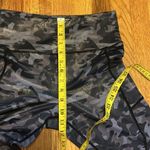 Zyia Womens 8 10 Gray Charcoal Shiny Camo Camouflage Athletic Leggings Pockets Photo 2