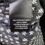 Skies Are Blue  XL Petite (with flaw) Tabbed Sleeves with Deep V-Neck Emb… Photo 11