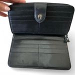 Etienne Aigner  black leather long wallet with zipper closure and card slots Photo 3
